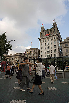 giá bội gà đá