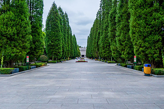 binh luan lo de hom nay